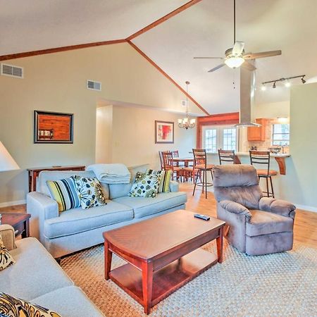 Spacious Kemah Clear Lake Home With Porch And Fire Pit Exterior foto